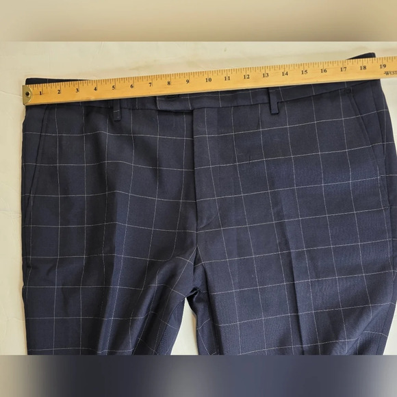 Classic Sand Copenhagen virgin wool suit . Navy Check. Size EU 54/US 42R - Picture 9 of 16